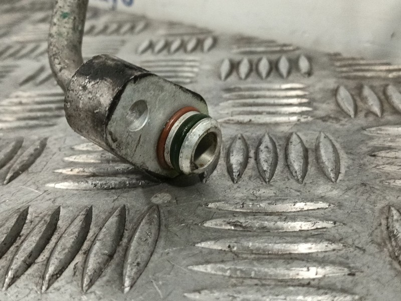 Recambio de tubos aire acondicionado para iveco daily vi furgoneta 33s15, 35s15, 35c15 referencia OEM IAM   