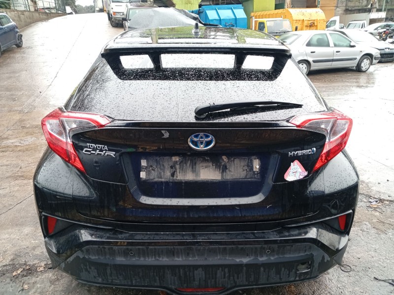 Recambio de porton trasero para toyota c-hr (_x1_) 1.8 hybrid (zyx10_, zyx11_) referencia OEM IAM 67005F4010  