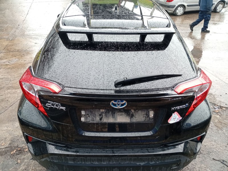 Recambio de porton trasero para toyota c-hr (_x1_) 1.8 hybrid (zyx10_, zyx11_) referencia OEM IAM 67005F4010  