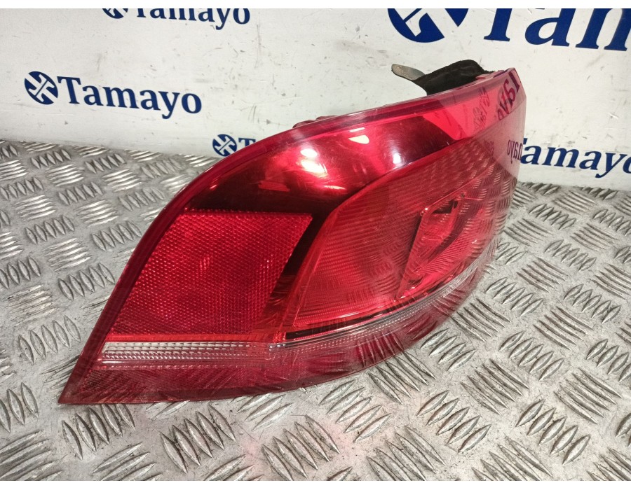 Recambio de piloto trasero izquierdo para volkswagen passat b7 variant (365) 2.0 tdi referencia OEM IAM 3AF945095C 605001LI 