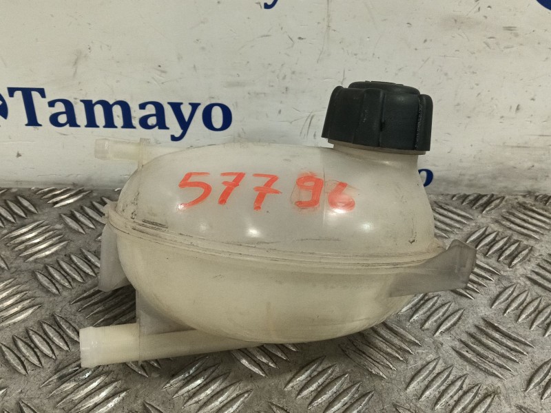 Recambio de deposito expansion para renault clio iv referencia OEM IAM 217107259R  