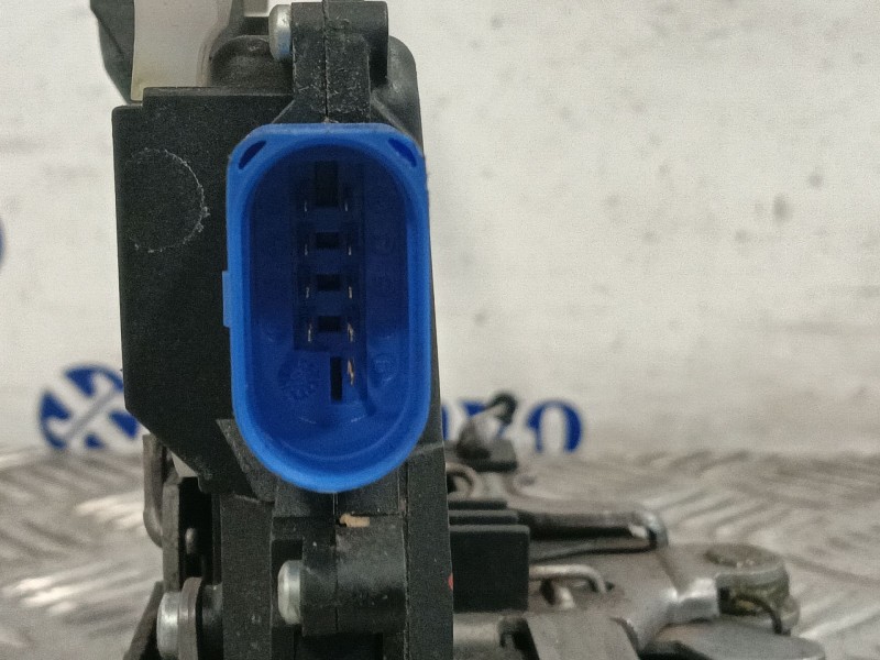 Recambio de cerradura puerta delantera izquierda para seat ibiza iii (6l1) 1.9 sdi referencia OEM IAM 15AB3D1837015AB  
