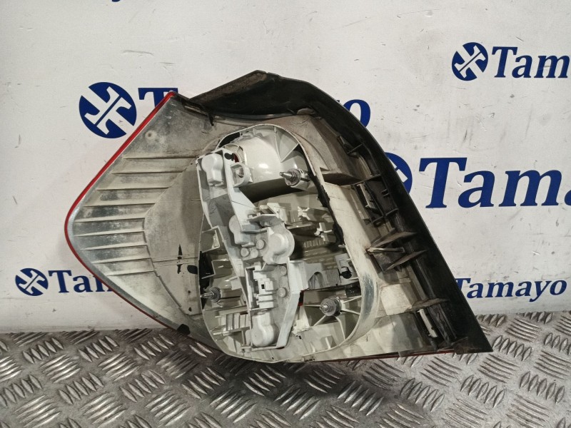 Recambio de piloto trasero derecho para bmw 1 (e81) 120 d referencia OEM IAM 63210397035 63217164956 