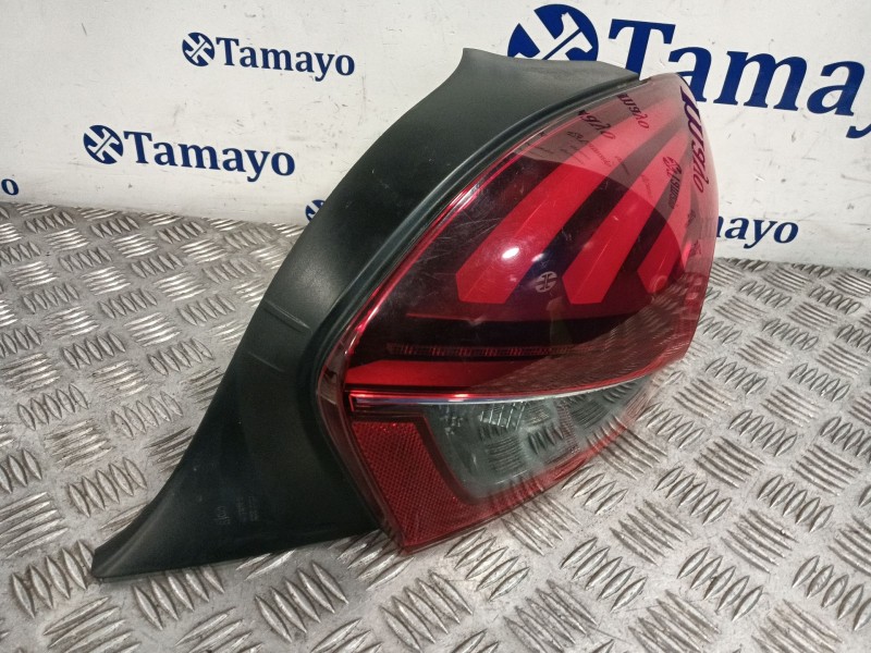 Recambio de piloto trasero derecho para peugeot 208 i (ca_, cc_) 1.2 vti 82 referencia OEM IAM 98104305800  