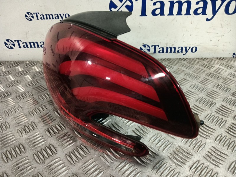 Recambio de piloto trasero derecho para peugeot 208 i (ca_, cc_) 1.2 vti 82 referencia OEM IAM 98104305800  