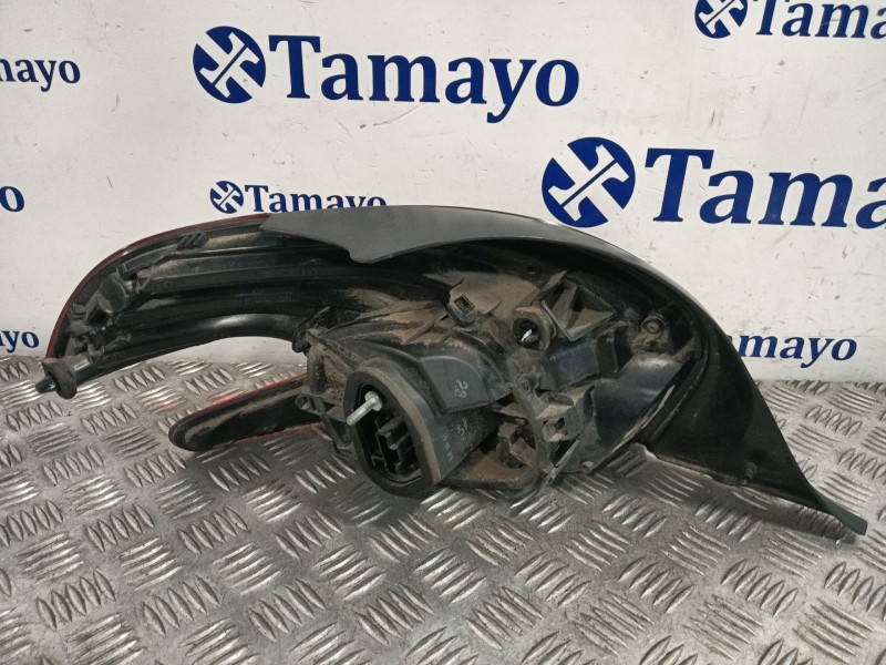 Recambio de piloto trasero derecho para peugeot 208 i (ca_, cc_) 1.2 vti 82 referencia OEM IAM 98104305800  