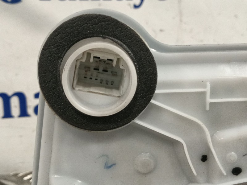 Recambio de cerradura puerta delantera izquierda para peugeot 108 1.0 vti referencia OEM IAM B000843080  