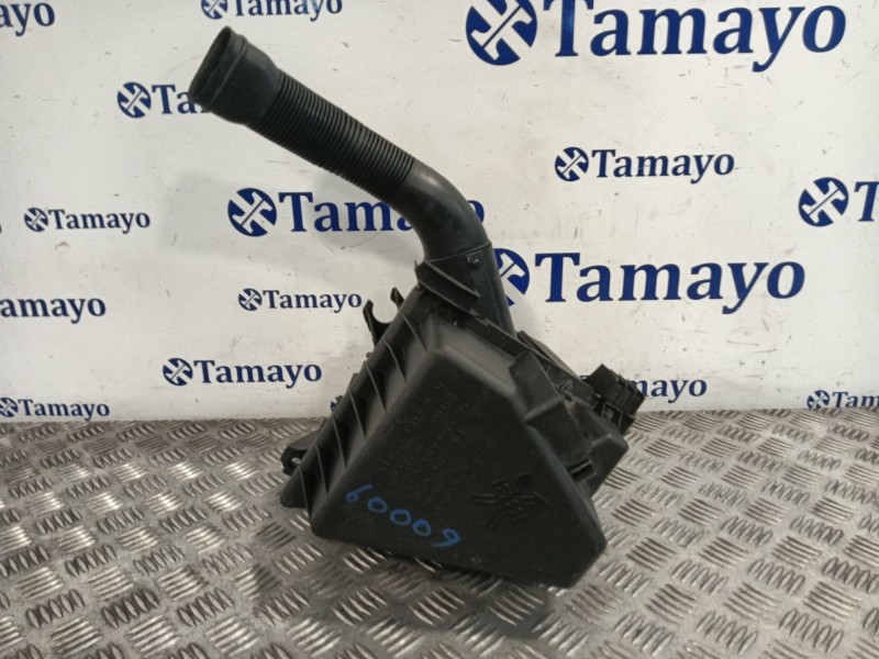 Recambio de soporte filtro aire para seat ibiza iii (6l1) 1.4 tdi referencia OEM IAM 6Q0129618G  