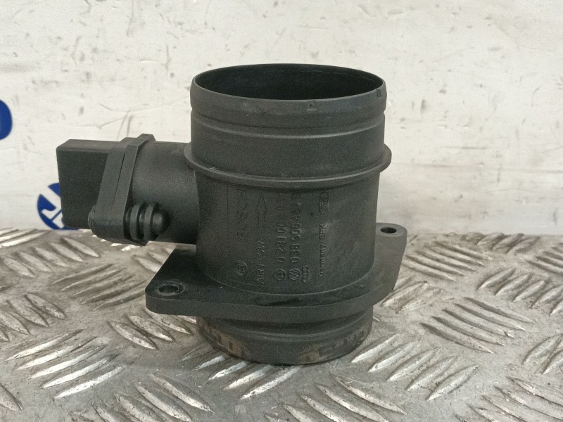 Recambio de caudalimetro para seat ibiza iii (6l1) 1.4 tdi referencia OEM IAM 038906461B 0281002531 