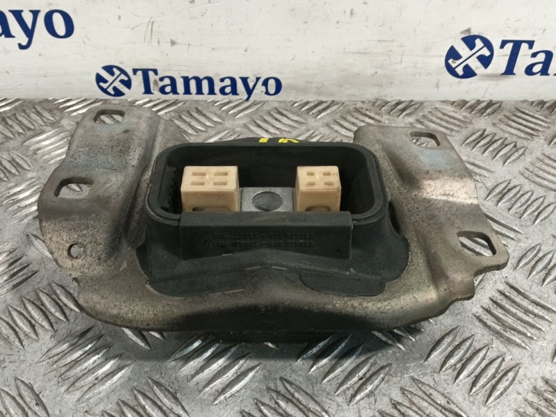 Recambio de soporte motor para ford kuga i 2.0 tdci referencia OEM IAM V617M121  
