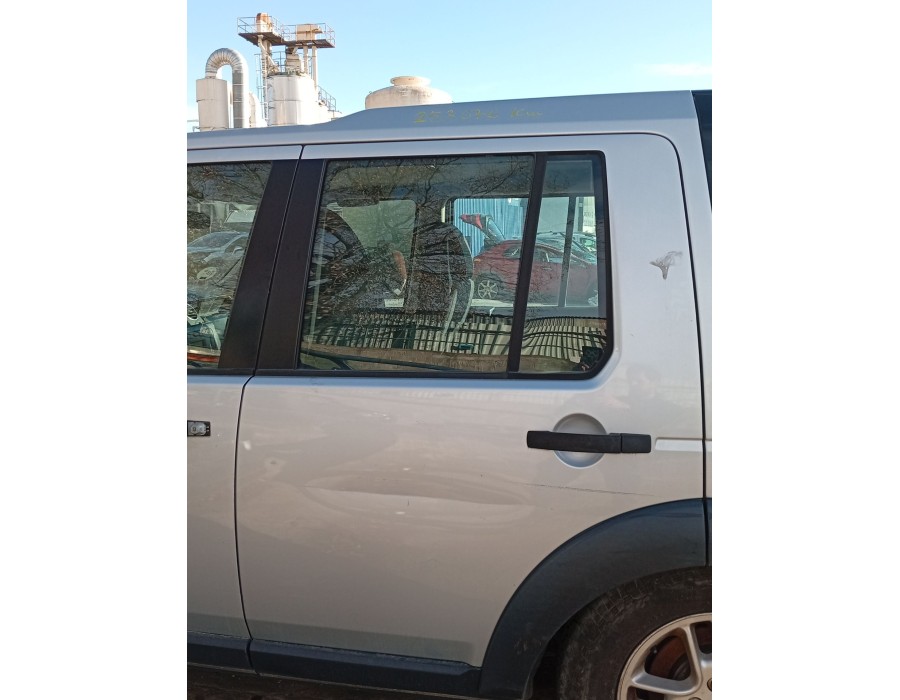 Recambio de puerta trasera izquierda para land rover discovery iii (l319) 2.7 td 4x4 referencia OEM IAM BFA780190  