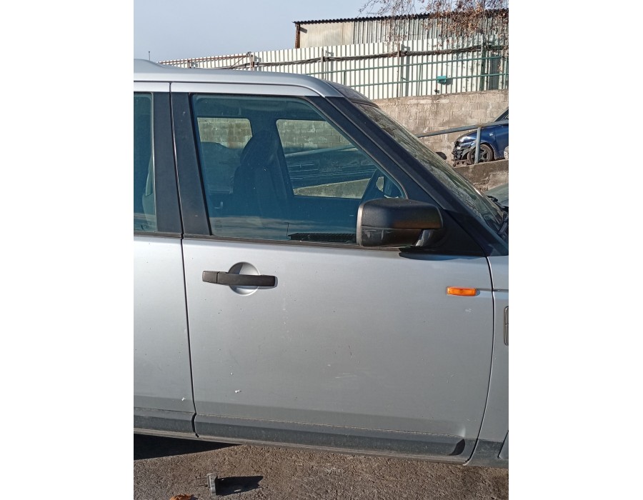 Recambio de puerta delantera derecha para land rover discovery iii (l319) 2.7 td 4x4 referencia OEM IAM LR016462  