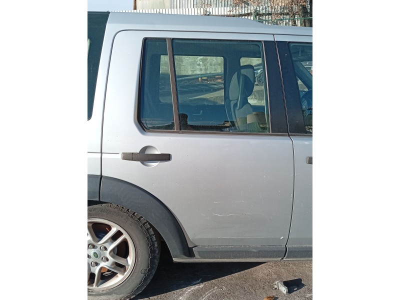 Recambio de puerta trasera derecha para land rover discovery iii (l319) 2.7 td 4x4 referencia OEM IAM BFA780180  