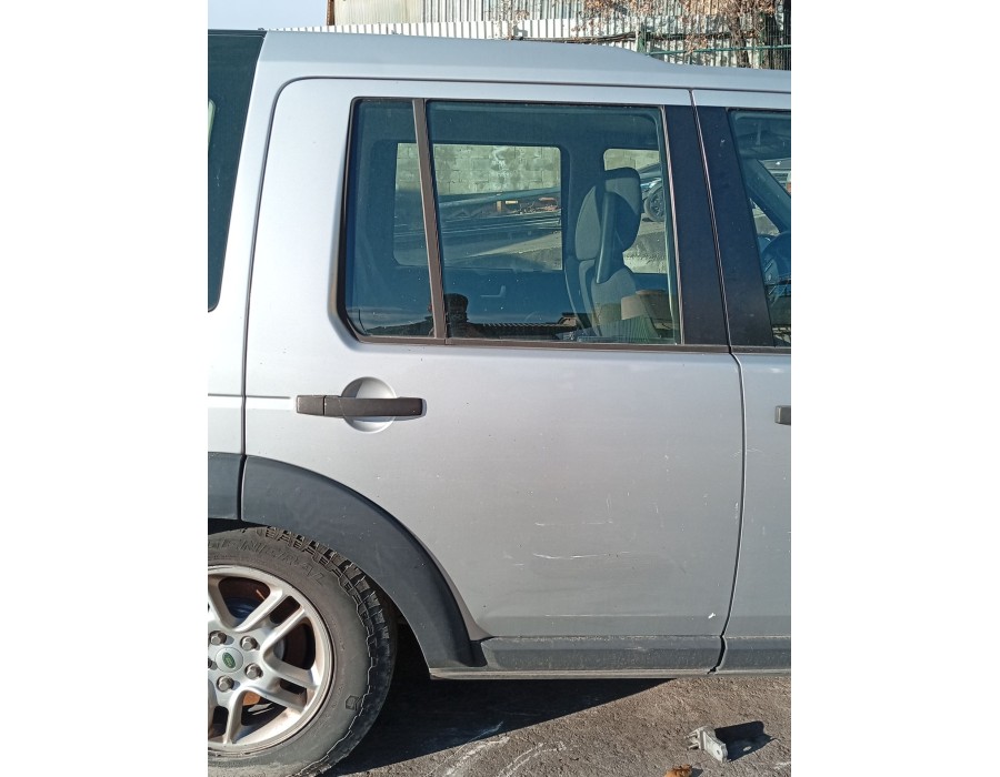 Recambio de puerta trasera derecha para land rover discovery iii (l319) 2.7 td 4x4 referencia OEM IAM BFA780180  