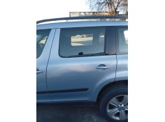 Recambio de puerta trasera izquierda para skoda yeti (5l) 1.2 tsi referencia OEM IAM   