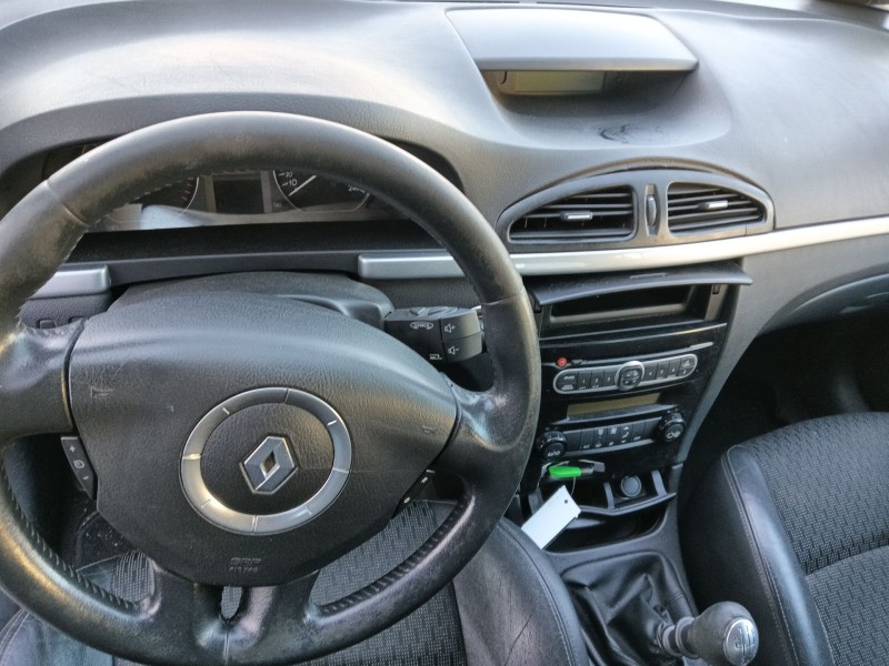 renault laguna ii (bg0/1_) del año 2006