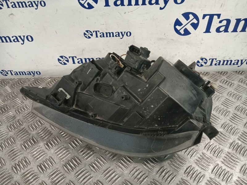 Recambio de faro delantero para renault clio ii (bb_, cb_) 1.9 dti (b/cb0u) referencia OEM IAM 15602000  