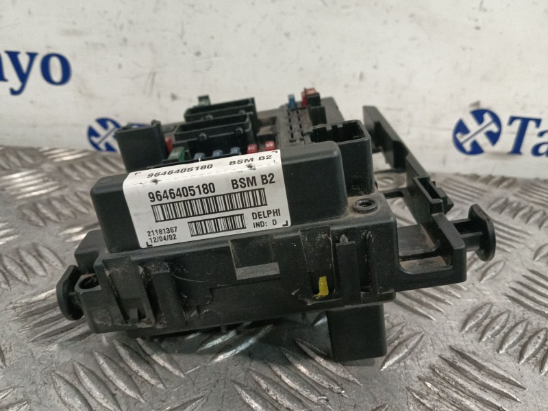 Recambio de caja reles / fusibles para peugeot 307 (3a/c) 1.6 16v referencia OEM IAM 9646405180  