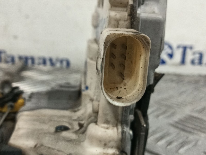 Recambio de cerradura puerta trasera derecha para seat leon (1p1) fr hatchback referencia OEM IAM 1P0839016  