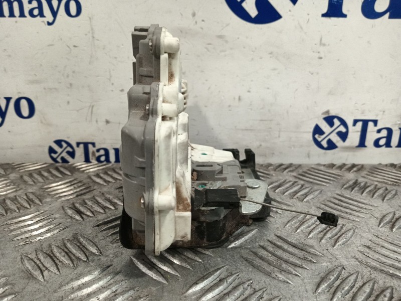 Recambio de cerradura puerta delantera derecha para seat leon (1p1) fr hatchback referencia OEM IAM   