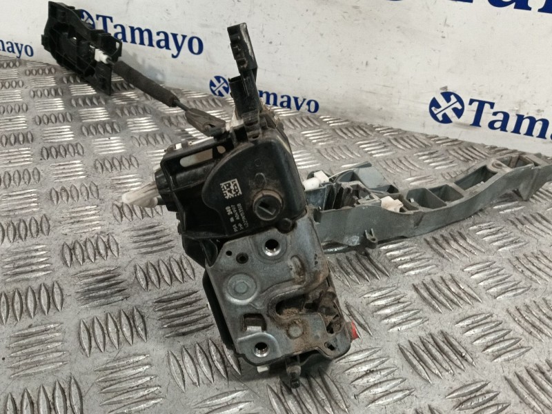 Recambio de cerradura puerta delantera derecha para citroën c3 1.2 12v vti referencia OEM IAM A048069  