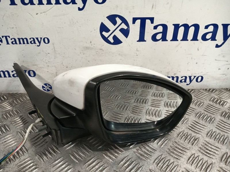 Recambio de retrovisor derecho para peugeot 208 i (ca_, cc_) 1.2 vti 82 referencia OEM IAM 232673078  