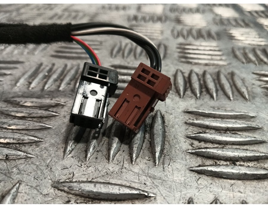 Recambio de retrovisor derecho para peugeot 208 i (ca_, cc_) 1.2 vti 82 referencia OEM IAM 232673078  