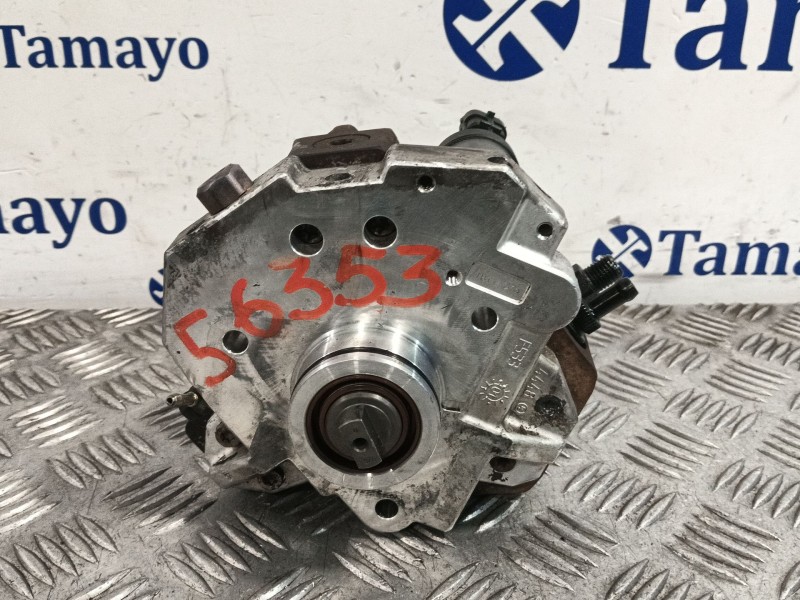 Recambio de bomba inyeccion para volvo s60 berlina d5 referencia OEM IAM 0445010043  