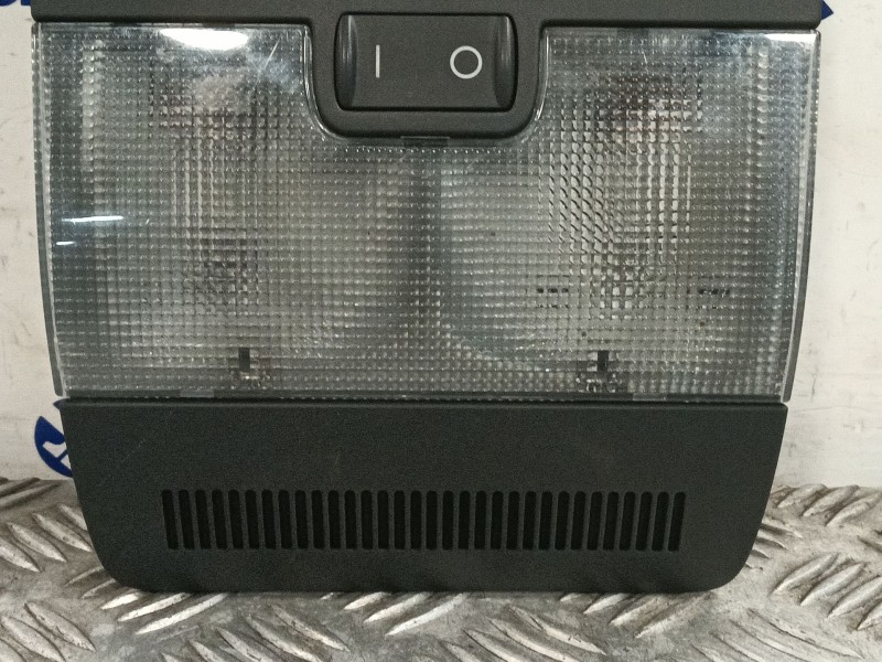 Recambio de luz interior para audi a3 sportback (8p) 2.0 tdi referencia OEM IAM 8E0947565  