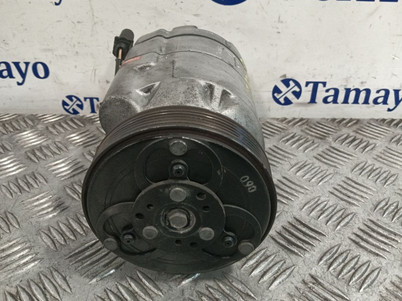 Recambio de compresor aire acondicionado para volkswagen golf iv (1j1) 1.6 16v referencia OEM IAM 5060310990  