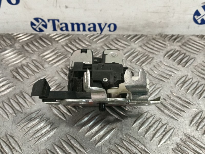 Recambio de cerradura maletero / porton para audi a3 sportback (8p) 2.0 tdi referencia OEM IAM 8K9827505A  