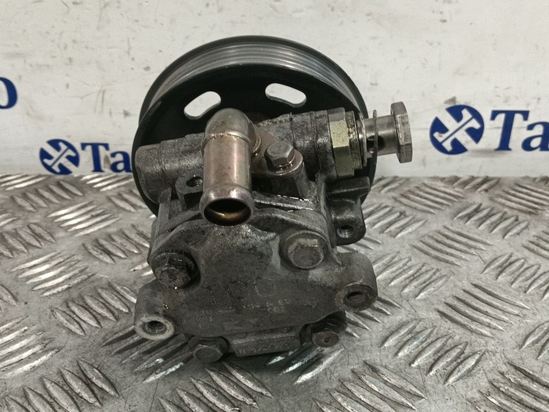 Recambio de bomba direccion para volkswagen golf iv berlina (1j1) referencia OEM IAM 1J0422154A  