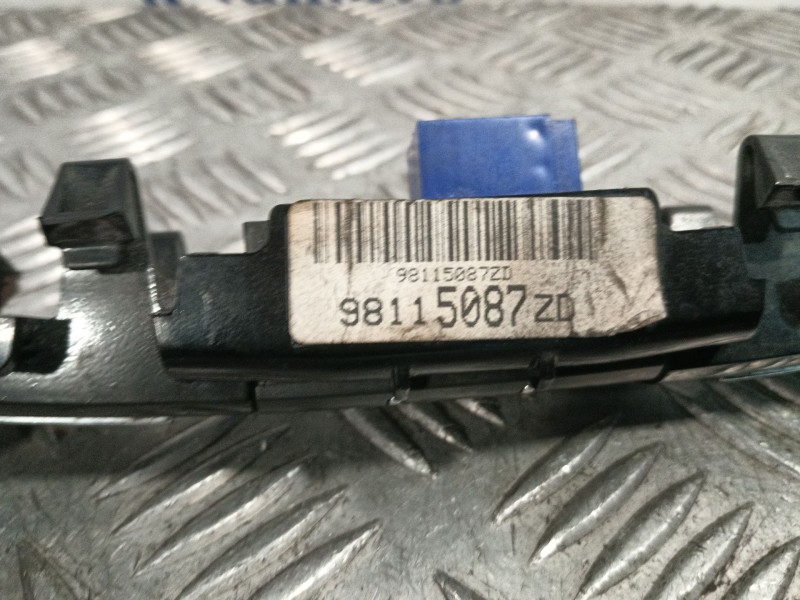 Recambio de mando multifuncion para citroën c3 1.2 12v vti referencia OEM IAM 98115087ZD 1652113X 