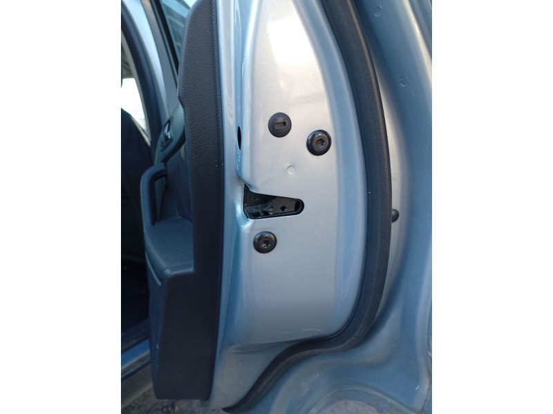 Recambio de cerradura puerta trasera derecha para skoda yeti (5l) 1.2 tsi referencia OEM IAM 5K4839016F  