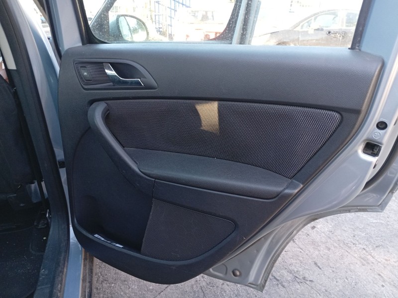 Recambio de elevalunas trasero derecho para skoda yeti (5l) 1.2 tsi referencia OEM IAM 5L0839462A  
