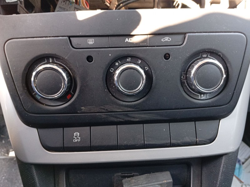 Recambio de mando climatizador para skoda yeti (5l) 1.2 tsi referencia OEM IAM   