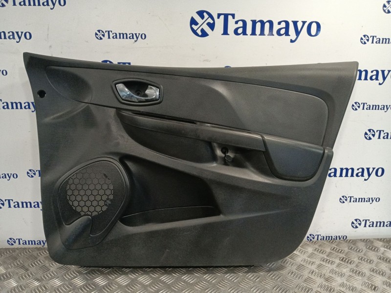 Recambio de guarnecido puerta delantera derecha para renault clio iv referencia OEM IAM 809004539R 1135265X 