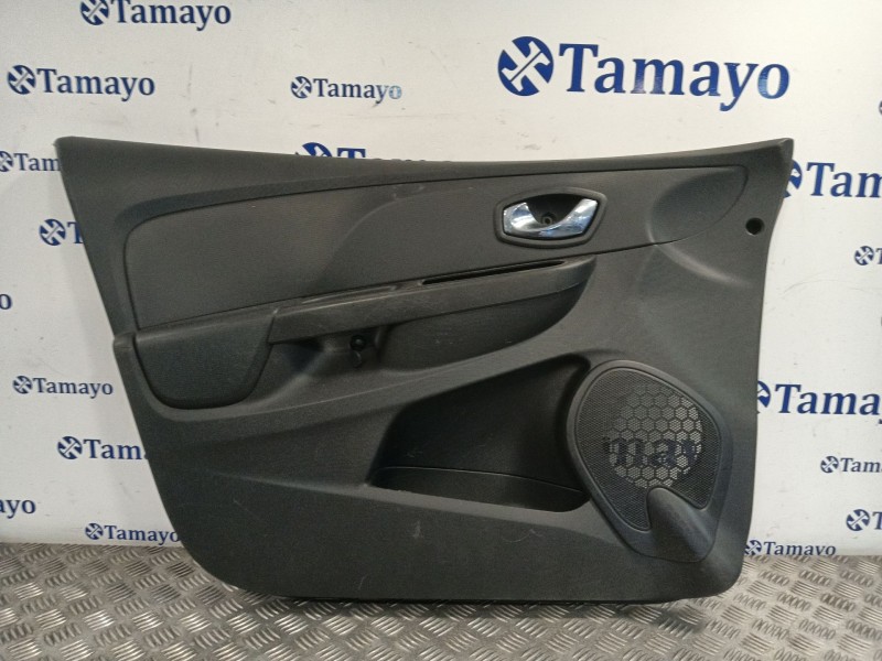 Recambio de guarnecido puerta delantera izquierda para renault clio iv referencia OEM IAM 8090184552R 1135264X 
