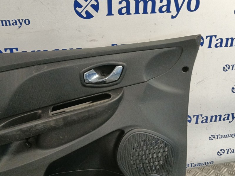 Recambio de guarnecido puerta delantera izquierda para renault clio iv referencia OEM IAM 8090184552R 1135264X 
