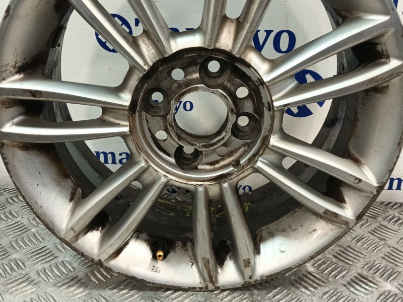 Recambio de llanta para lancia ypsilon (843_) 1.3 d multijet (843.axe11, 843.axe1a) referencia OEM IAM 735425975  