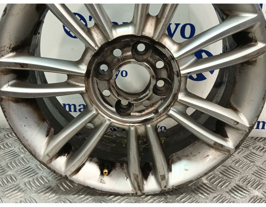 Recambio de llanta para lancia ypsilon (843_) 1.3 d multijet (843.axe11, 843.axe1a) referencia OEM IAM 735425975  