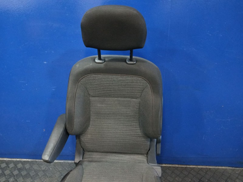 Recambio de asiento delantero izquierdo para citroën berlingo multispace (b9) 1.2 puretech 110 referencia OEM IAM 441325200  