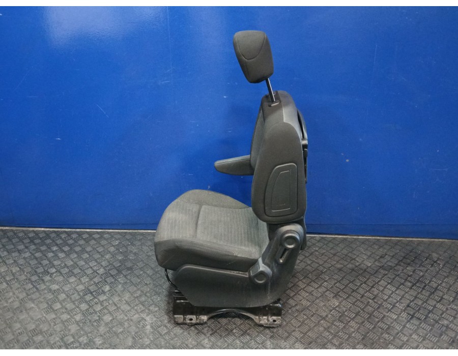 Recambio de asiento delantero izquierdo para citroën berlingo multispace (b9) 1.2 puretech 110 referencia OEM IAM 441325200  