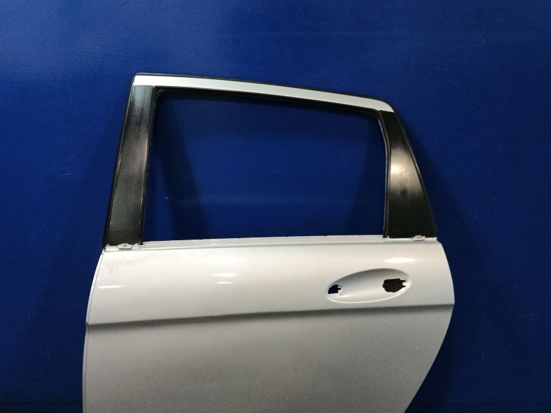 Recambio de puerta trasera izquierda para mercedes-benz clase b (w245) 1.7 cat referencia OEM IAM   