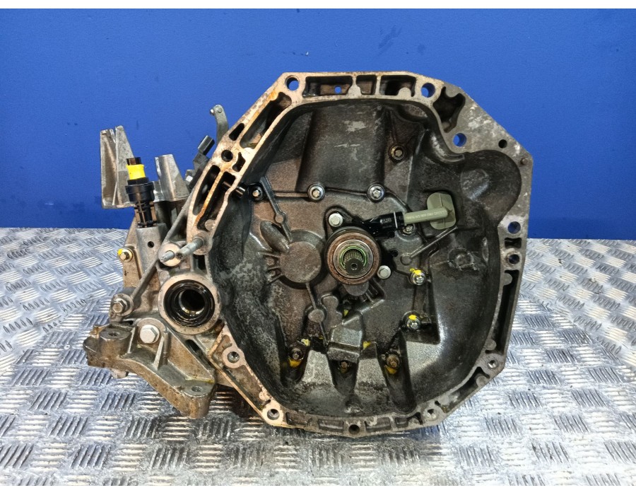 Recambio de caja cambios para renault clio ii (bb_, cb_) 1.5 dci (b/cb3m) referencia OEM IAM JH3193  