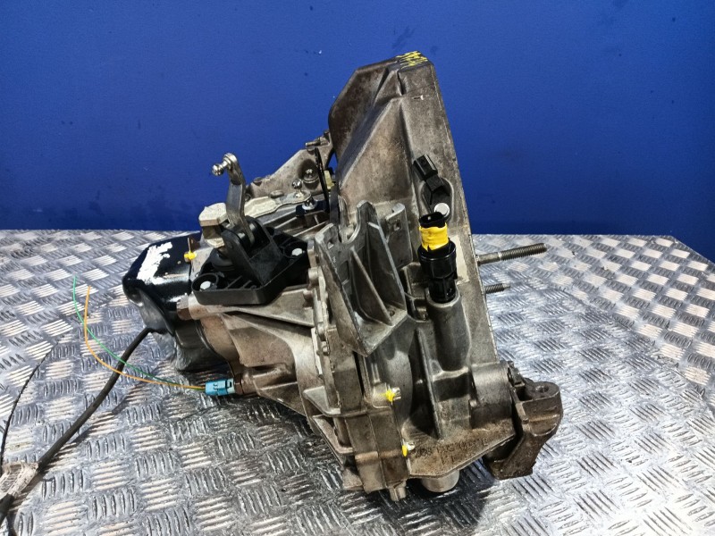 Recambio de caja cambios para renault clio ii (bb_, cb_) 1.5 dci (b/cb3m) referencia OEM IAM JH3193  