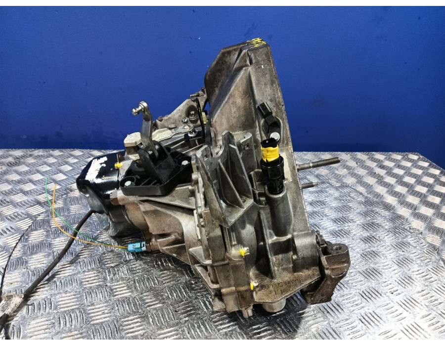 Recambio de caja cambios para renault clio ii (bb_, cb_) 1.5 dci (b/cb3m) referencia OEM IAM JH3193  