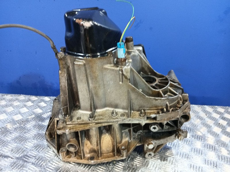 Recambio de caja cambios para renault clio ii (bb_, cb_) 1.5 dci (b/cb3m) referencia OEM IAM JH3193  