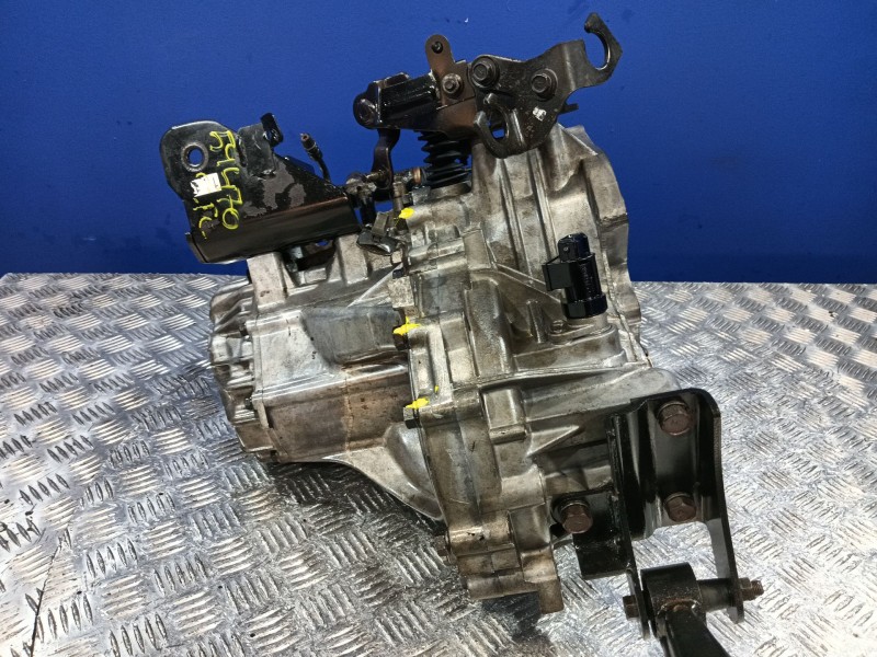 Recambio de caja cambios para hyundai getz (tb) 1.1 referencia OEM IAM H41773  
