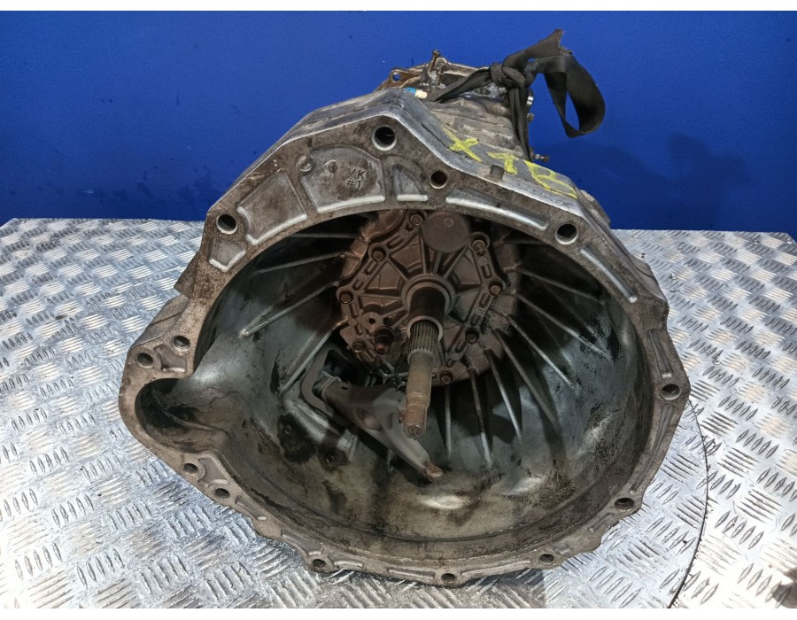 Recambio de caja cambios para nissan pick-up (d22) 2.5 16v turbodiesel cat referencia OEM IAM X1B  YD25DDTI